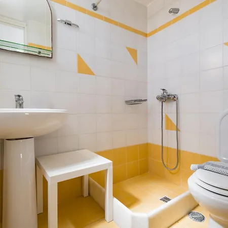 Aparthotel Afroditi