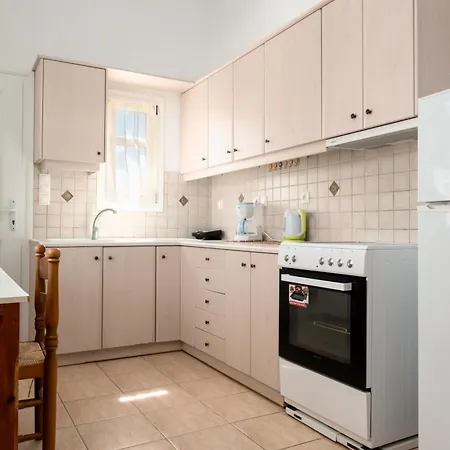 Aparthotel Afroditi 3*