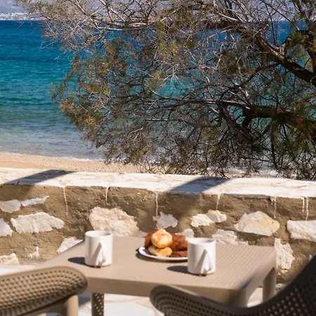 Afroditi * Parikia (Paros)